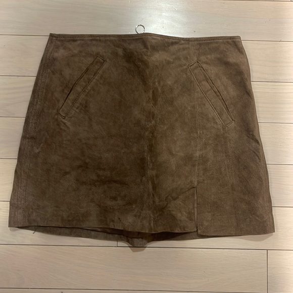 Blank NYC brown suede skirt - Picture 1 of 3